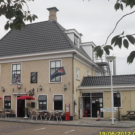 Sexbierum Hotel De Harmonie מראה חיצוני תמונה
