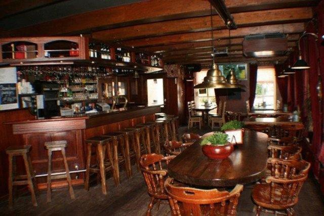 Sexbierum Hotel De Harmonie מראה חיצוני תמונה