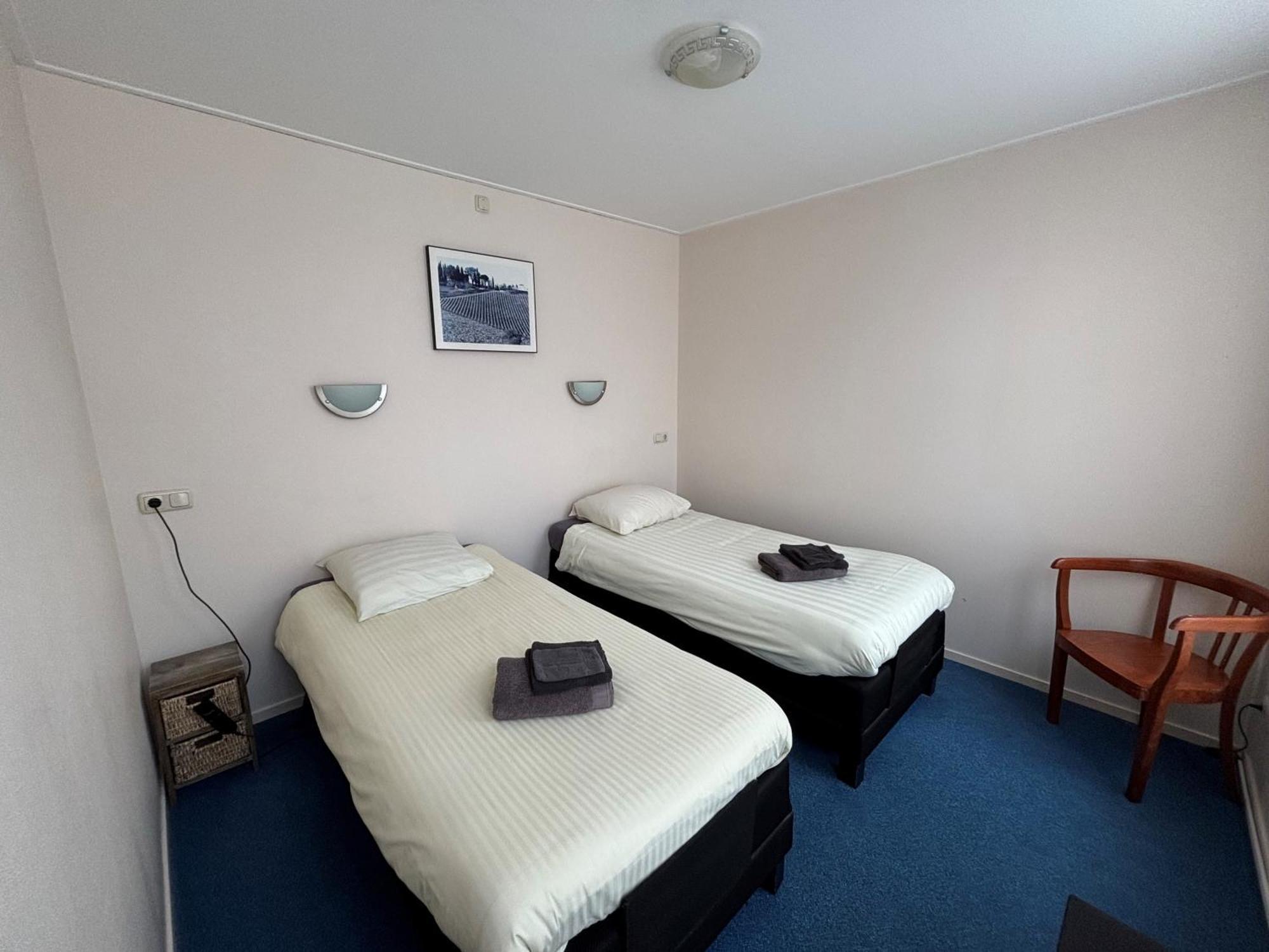 Sexbierum Hotel De Harmonie מראה חיצוני תמונה